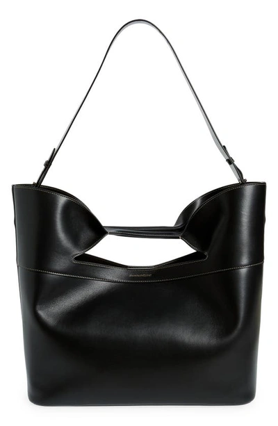 Alexander Mcqueen The Medium Bow Leather Tote In 1000 Black