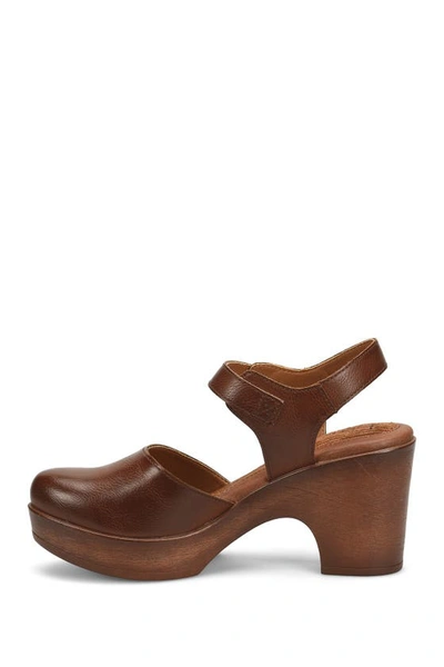 B O C By Born Natasha Clog Platform Pump In Brown