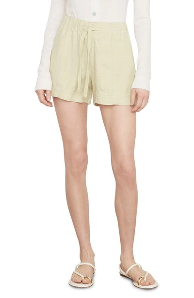 Vince Drawstring Shorts In Pale Sweet Grass