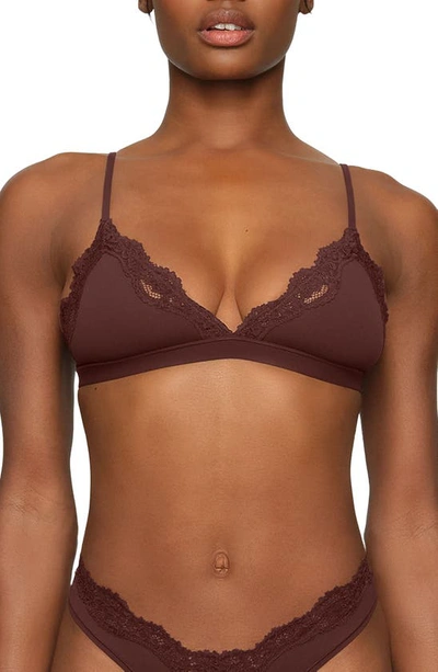 Skims Fits Everybody Lace Trim Triangle Bralette In Cocoa
