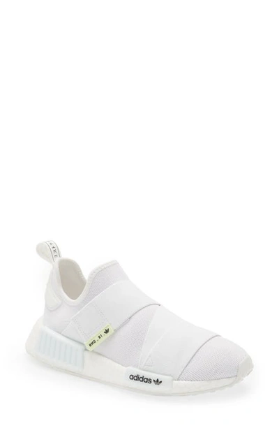 Adidas Originals Nmd R1 Sneaker In Wonder White/ Wonder White