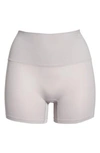 Yummie Ultralight Seamless Shaping Shorts In Gull Gray