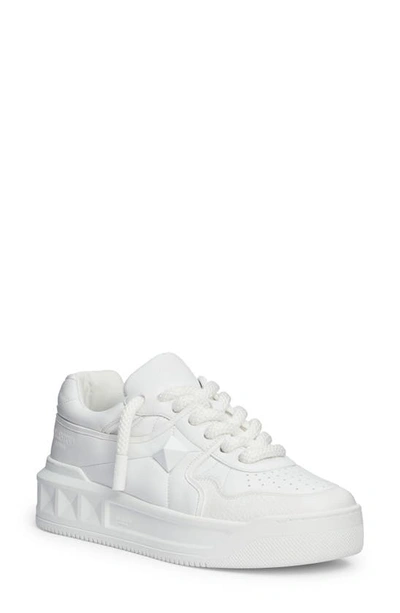 Valentino Garavani Xl One Stud Low Top Sneaker In White