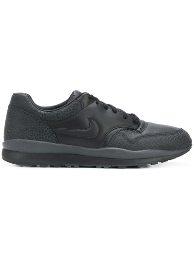 Nike Air Safari Trainers In Black