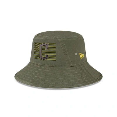 New Era Green Cleveland Guardians 2023 Armed Forces Day Bucket Hat