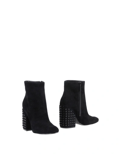 Kendall + Kylie Ankle Boots In Black
