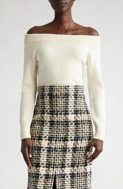 Alexander Mcqueen Off The Shoulder Wool & Cashmere Sweater In Ivory