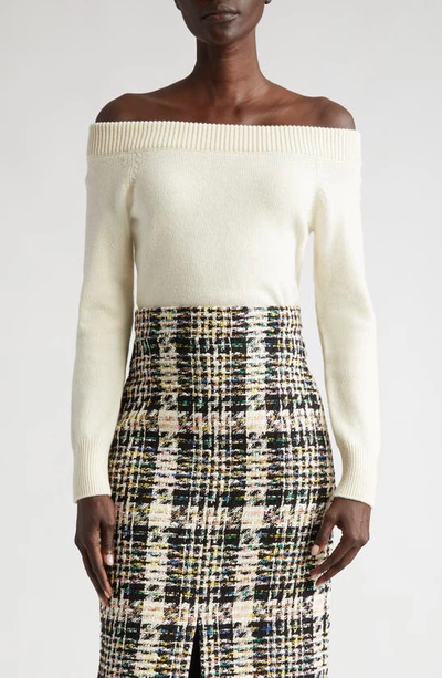 Alexander Mcqueen Off The Shoulder Wool & Cashmere Jumper In Ivory