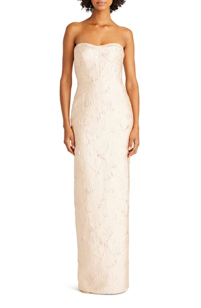 ml Monique Lhuillier Camellia Jacquard Strapless Gown In Champagne