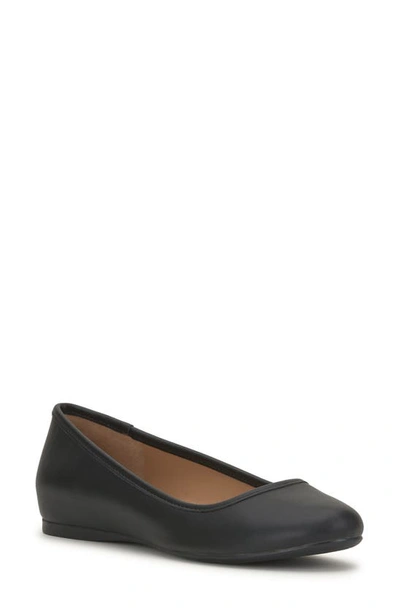 Jessica Simpson Mareike Ballet Flat In Black Faux Leather