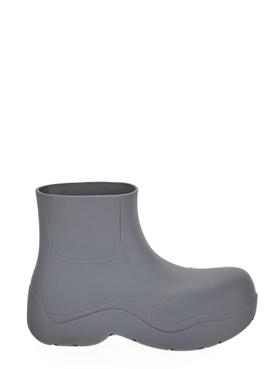 Bottega Veneta Gray Puddle Boots In Grey