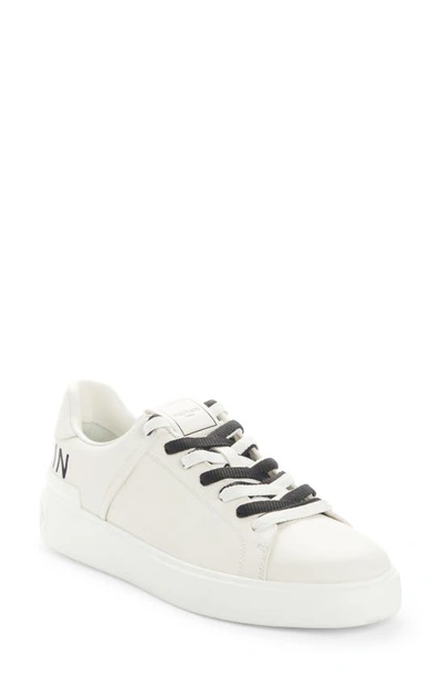 Balmain B Court Logo Print Calfskin Low Top Sneaker In White/ Black