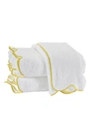 Matouk Cairo Scalloped Edge Cotton Bath Towel In Lemon