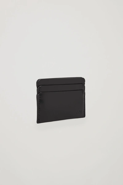 Cos Round-edged Leather Cardholder In Black