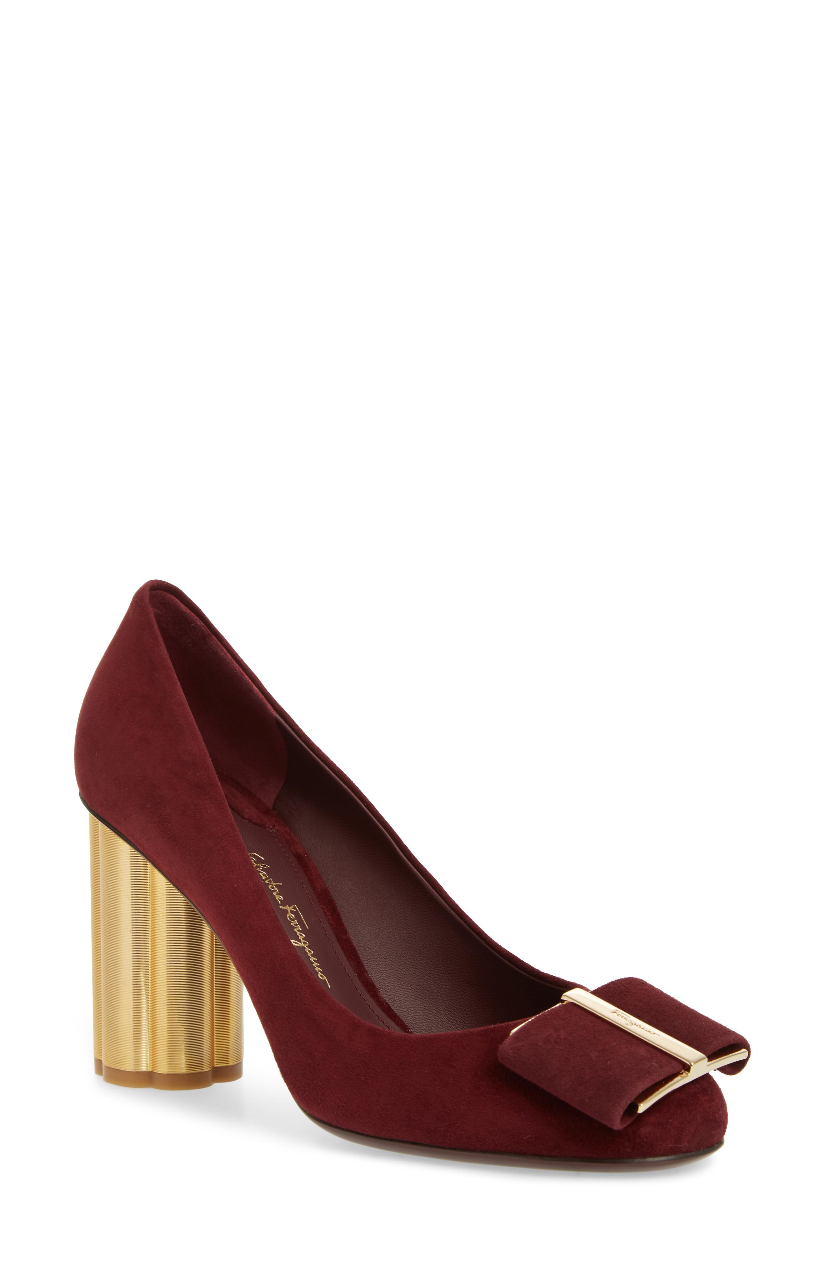 ferragamo capua pump