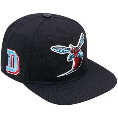 Pro Standard Black Delaware State Hornets Arch Over Logo Evergreen Snapback Hat