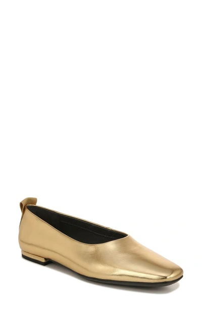 Franco Sarto Vana Ballet Flats In Gold Faux Leather