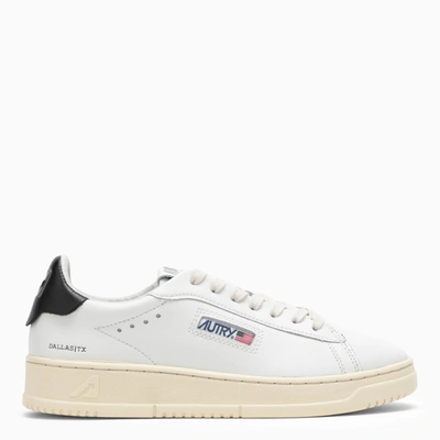 Autry 'medalist' White Low Top Trainers With Contrasting Heel Tab In Leather Woman