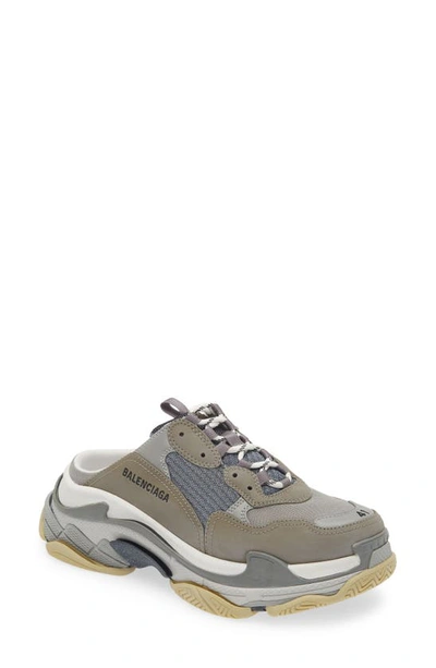 Balenciaga Fersenfreie Triple S Sneakers In Light Grey