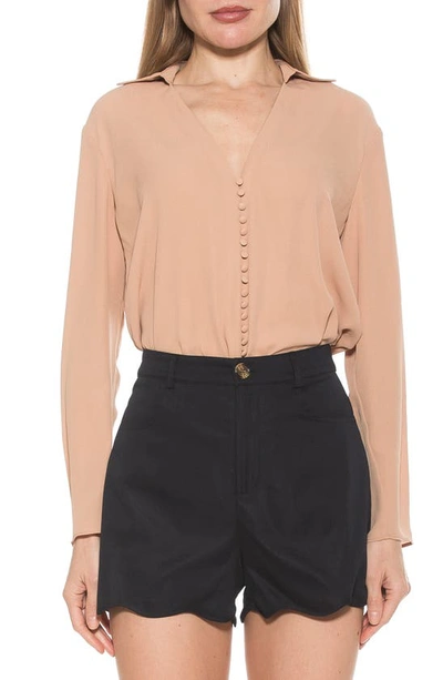 Alexia Admor Lori Long Sleeve Blouse In Camel