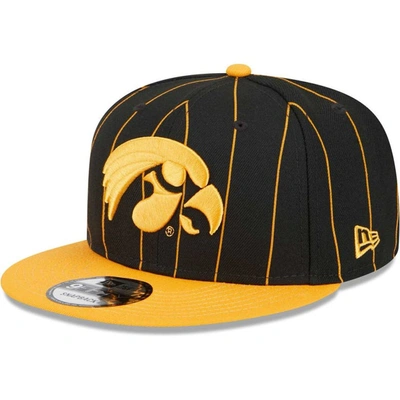 New Era Men's  Black, Gold Iowa Hawkeyes Vintage-like 9fifty Snapback Hat In Black,gold