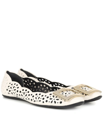Roger Vivier Gommette Perforated Lamb Leather Ballet Flats With Metal Buckle In Off White