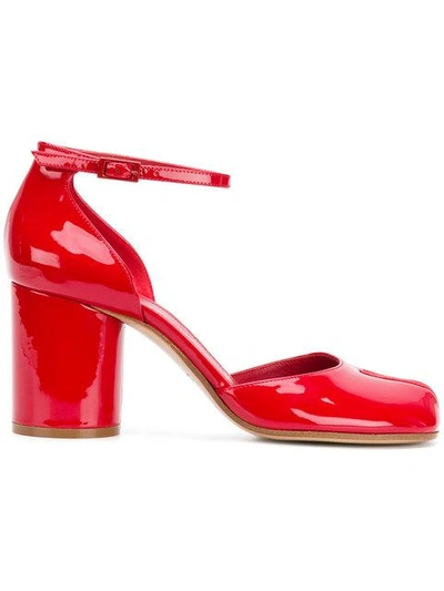 Maison Margiela Tabi Heeled Patent Sandals In Red