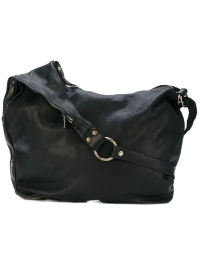 Guidi Zipped Messenger Bag In Black