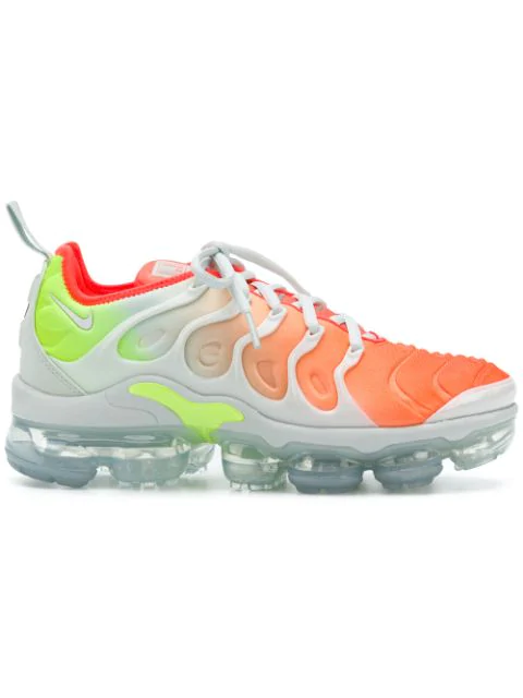 vapormax plus orange and black