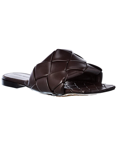 Bottega Veneta The Lido Intrecciato Leather Sandal In Brown