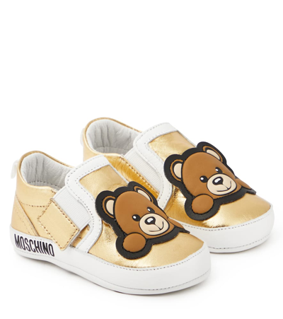 Moschino Baby Logo Metallic Leather Trainers In Gold