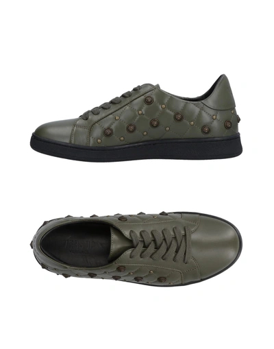 Versus Trainers In Military Green