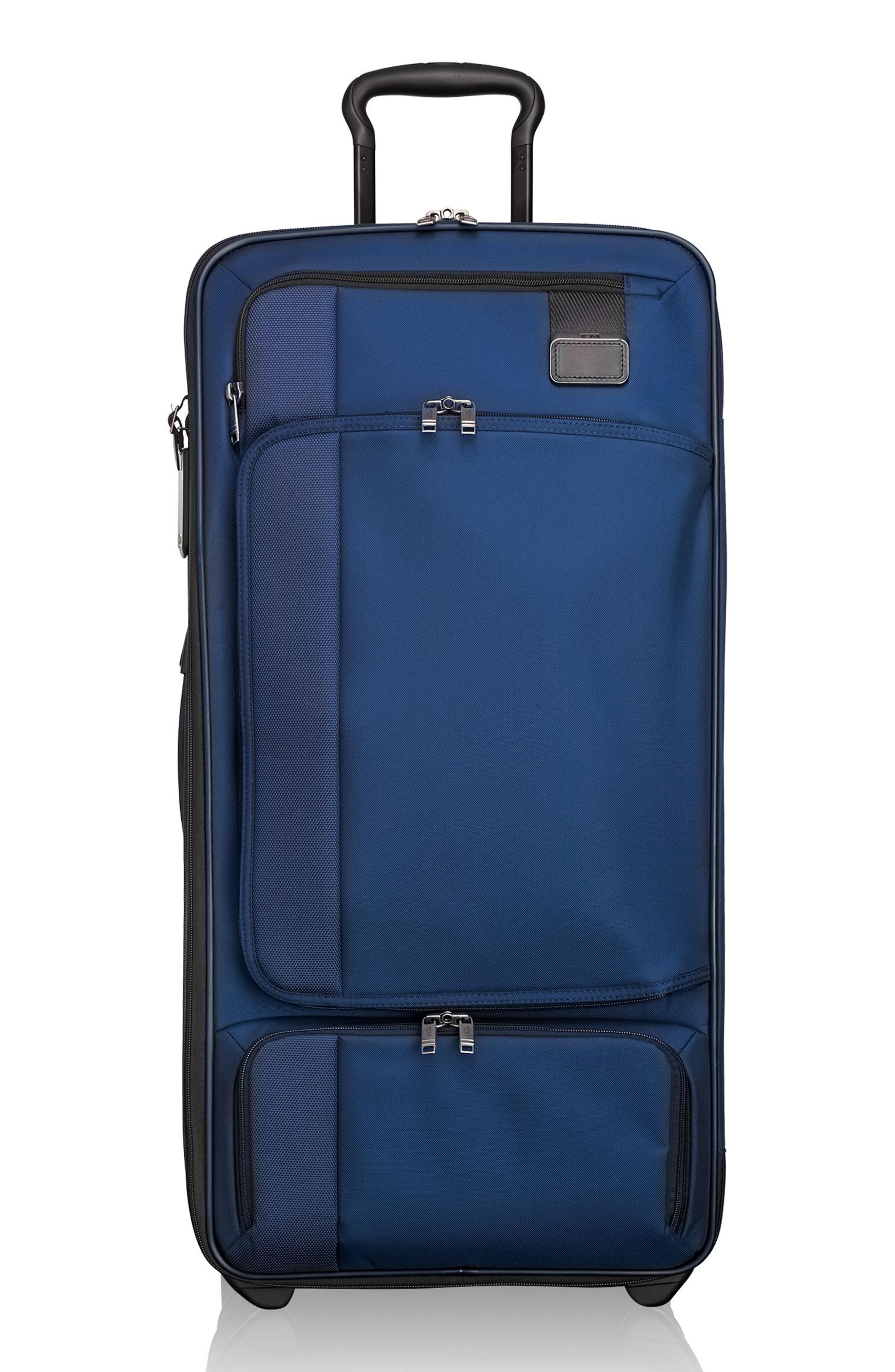 tumi duffel roller bag