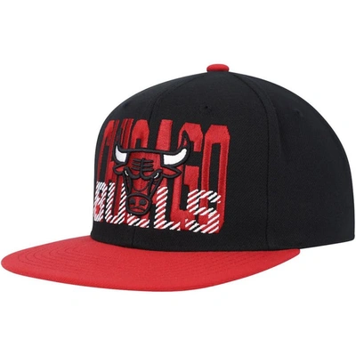Mitchell & Ness Men's  Black Chicago Bulls Soul Cross Check Snapback Hat
