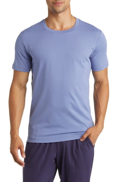 Alo Yoga Conquer Reform Performance T-shirt In Infinity Blue