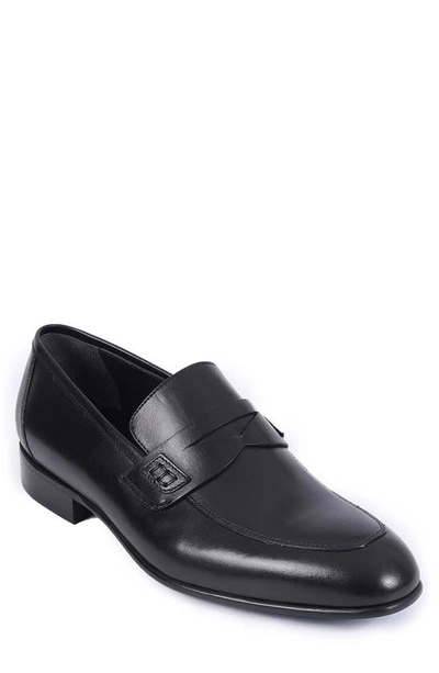 Vellapais Salamon Penny Loafer In Black