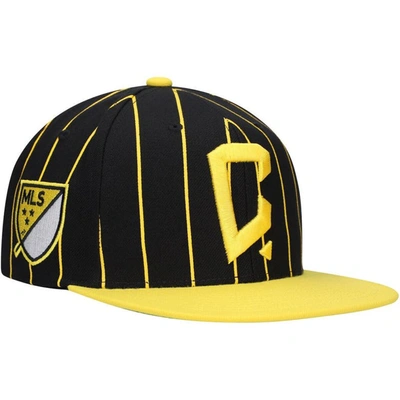 Mitchell & Ness Men's  Black Columbus Crew Team Pin Snapback Hat