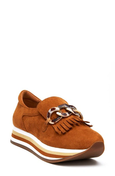 Matisse Bess Chain Loafer Trainer In Saddle