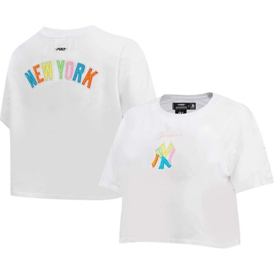 Pro Standard White New York Yankees Washed Neon Cropped Boxy T-shirt