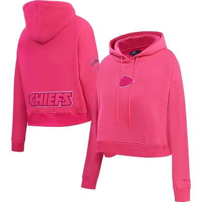 Pro Standard Kansas City Chiefs Triple Pink Cropped Pullover Hoodie