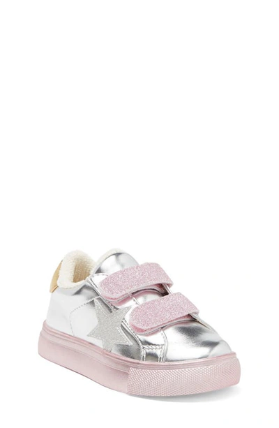 Steve Madden Trezume Sneaker In Silver Multi
