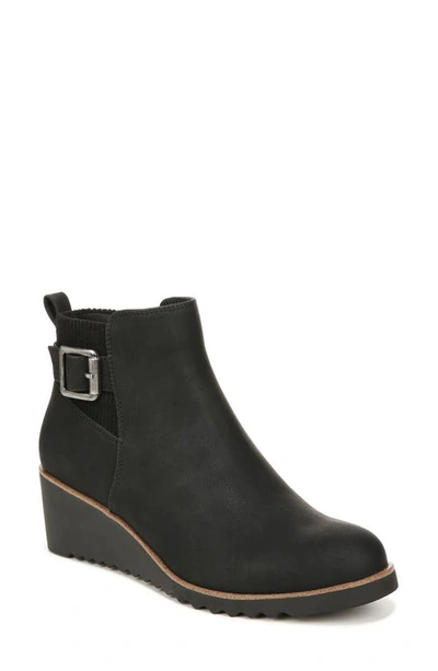 Lifestride Zayne Wedge Bootie In Black Faux Leather