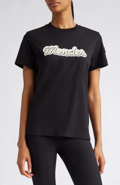 Moncler Logo Appliqué T-shirt In Black