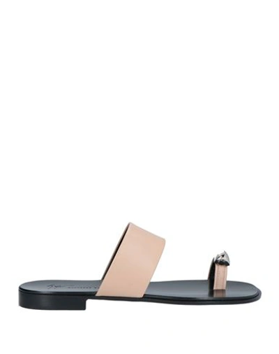Giuseppe Zanotti Man Toe Strap Sandals Cream Size 13 Soft Leather In Grey