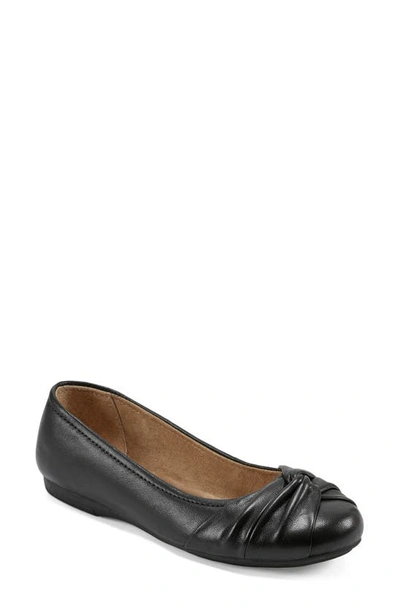 Earth Jacci Ballet Flat In Black