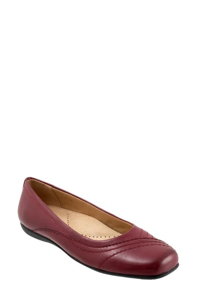 Trotters Sasha Square Toe Flat In Sangria