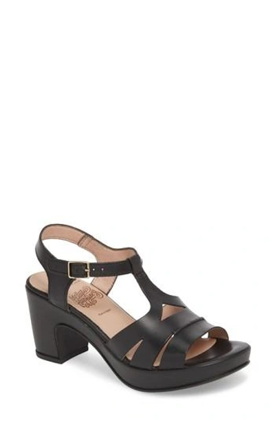 Wonders Block Heel Platform Sandal In Black Leather