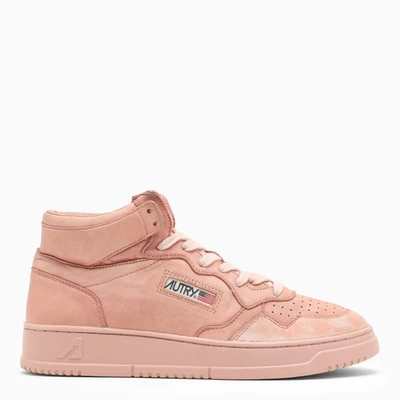 Autry Medalist Mid Sneakers In Peach Suede In Pink