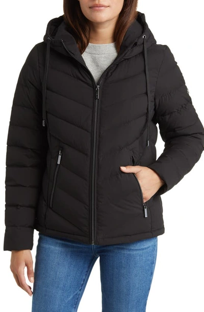 Michael Michael Kors Packable 650 Fill Power Down Puffer Jacket In ...