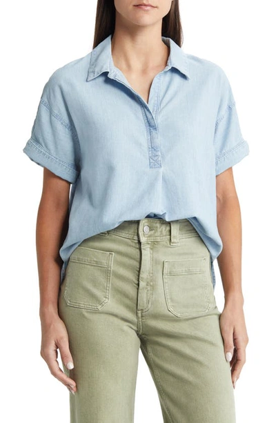 Caslon Pleat Front Chambray Popover Blouse In Light Wash